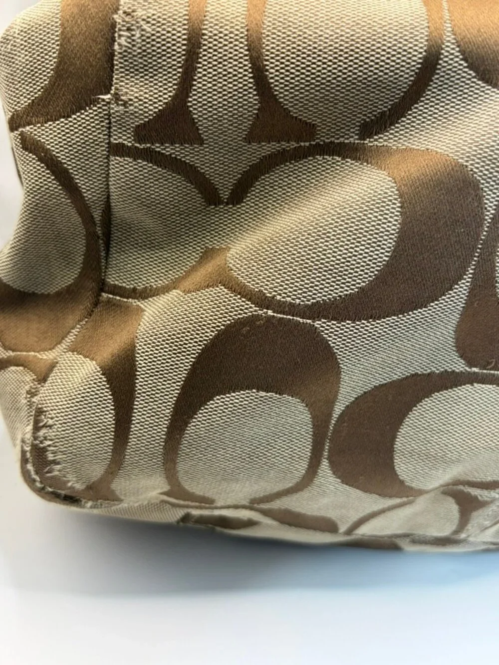Share Vintage Y2K Coach Chelsea Ashlyn Signature Canvas Hobo Bag